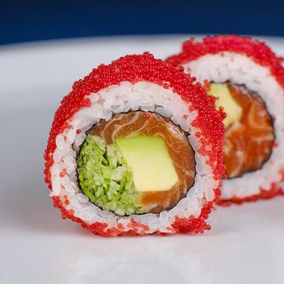 Каліфорнія з норвезьким лососем слабосолоний  (285г)