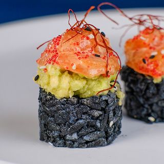 Рол  Сяке (310г)