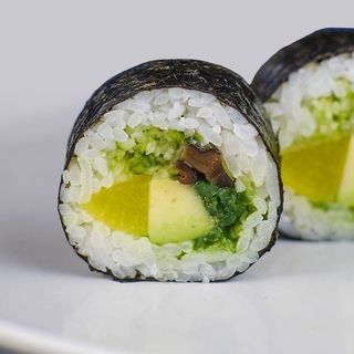 Рол Футо з овочами (285г)