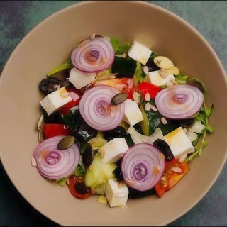 Салат грецький