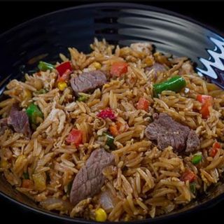Рис смажений з м'ясом  телятини та овочами  350г