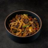 Локшина Удон з м'ясом  телятини та овочами 370г.