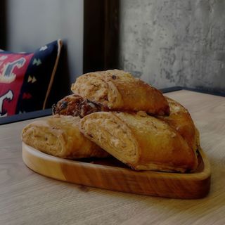 Када з горіхами