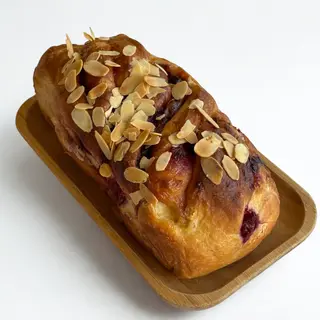 Пиріг із вишнею шматок 80 г