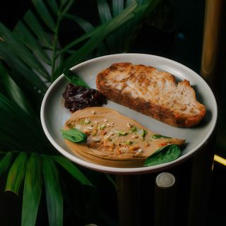 Паштет з цибулевим мармеладом