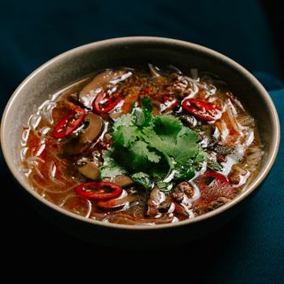 В’єтнамський суп з телятиною