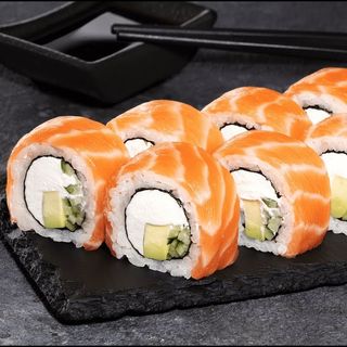 Філадельфія з лососем 255 грам