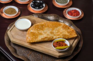 Чебурек з яблуком та корицею (1шт)