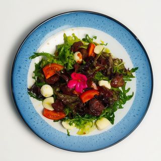 Теплий салат з печінкою (230г)