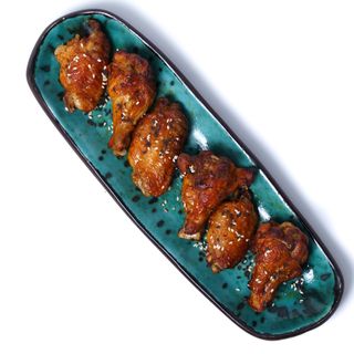 Крила у вишневому маринаді