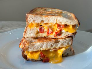 СЕНДВІЧ С КУРКОЮ (340г)