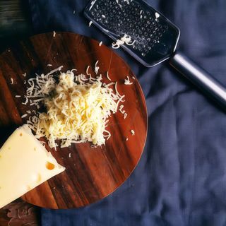 Сир моцарела  (  Як додаток в середину донер )