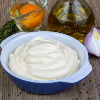 Соус часниковий  (  Як додаток в середину донер )