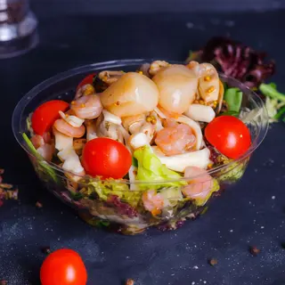 Салат з морепродуктами 200г