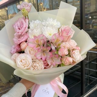 Букет квітів «Дівочі радощі»