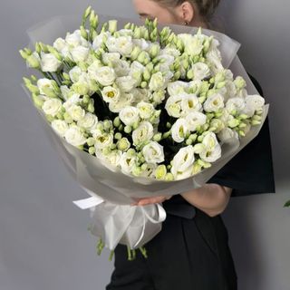 Букет із 25 білих еустом