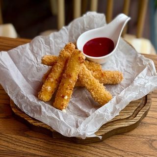 Сир моцарела у хрусткому паніруванні (260гр)