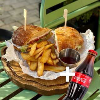 Сендвіч з куркою + Кола