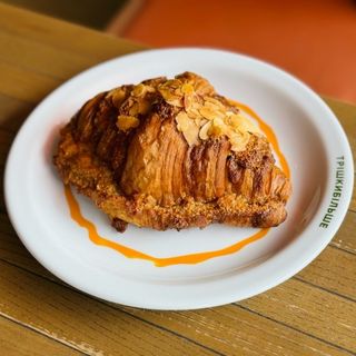 Круасан з франжипаном (190гр)