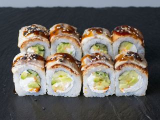 Рол Філадельфія з вугрем CLASSIC(270/60г)