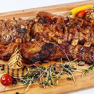 МЕТР ребер в смородиновому соусі