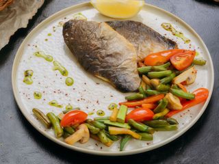 Дорадо з овочами (270г)