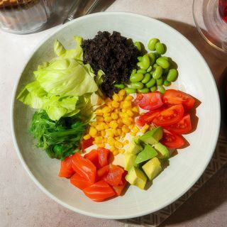 Боул з лососем 