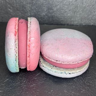 Макаронс Лісові ягоди-м'ята