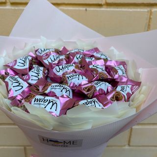 Букет з цукерок Шарм (Рожеве пакування)
