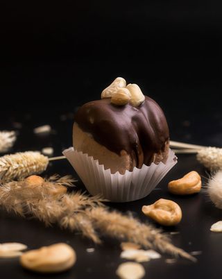 Макарон шоколадний (60г)