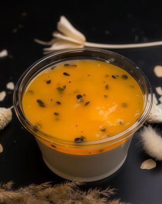 Десерт Панакота Манго-маракуйя (60г)