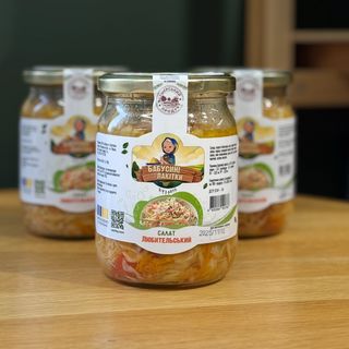 Салат любительський