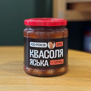 Квасоля яська в томатному соусі