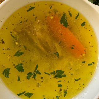 Бульйон з курки з локшиною