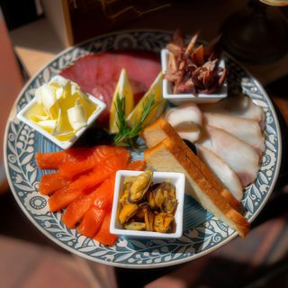 Рибна тарілка (450г)