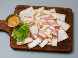 Асорті українського сала