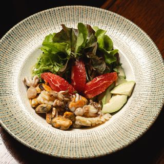 Салат з морепродуктами