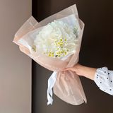 Ніжний квітковий комплімент