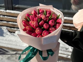 Букет №14 25 тюльпанів Columbus