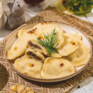 Вареники з м'ясом (280г)