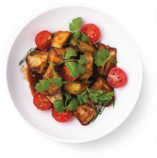 Салат з хрустких баклажанів і томатів (200/30 г)