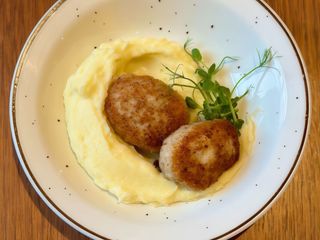 Пюре з котлетками (300г)