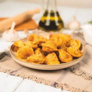 Смажені пельмені з курячим м'ясом (240г)