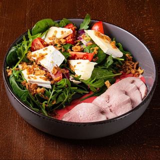 Ніжна телятина з сиром Брі (300 г)