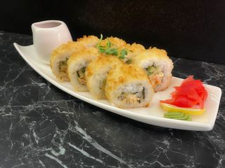 Теплий рол з лососем (290г)