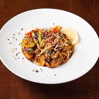 Лапша удон з морепродуктами (250 г)