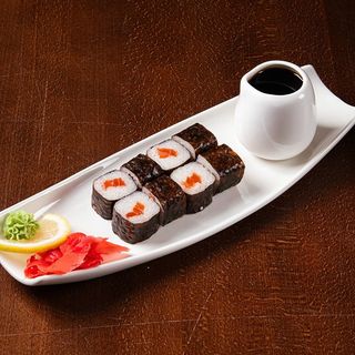 Макі лосось (110 г)