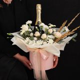 Композиція з квітами та алкоголем