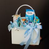 Сумочка в голубому кольорі з напоєм