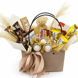 Солодка композиція у крафт відтінках з міні ведмедиком